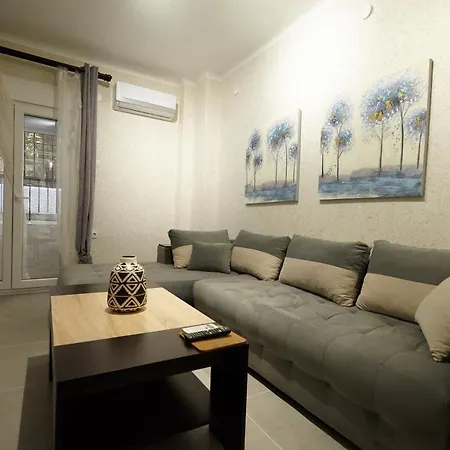 Stylish Kosher Oasis Near The Airport And Beach Thessaloniki