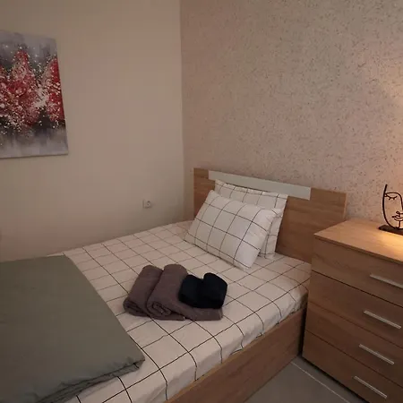 Apartment Stylish Kosher Oasis Near The Airport And Beach Thessaloniki