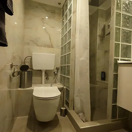 Stylish Kosher Oasis Near The Airport And Beach * Thessaloniki