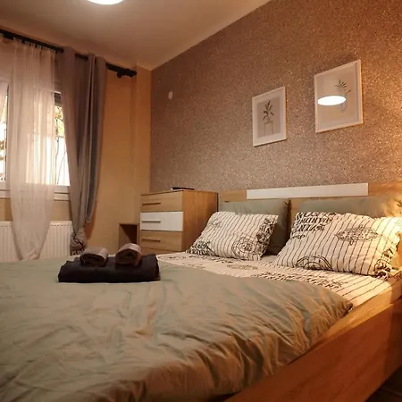 Stylish Kosher Oasis Near The Airport And Beach Thessaloniki
